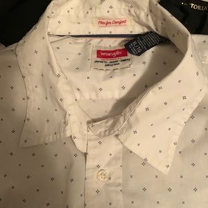 Men’s long sleeve button up